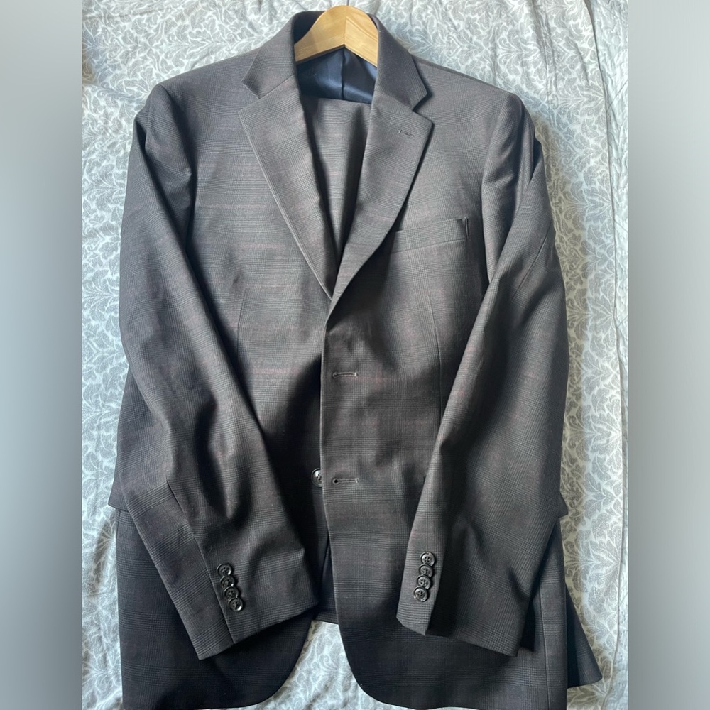 Tommy Hilfiger Suit 40R Brown